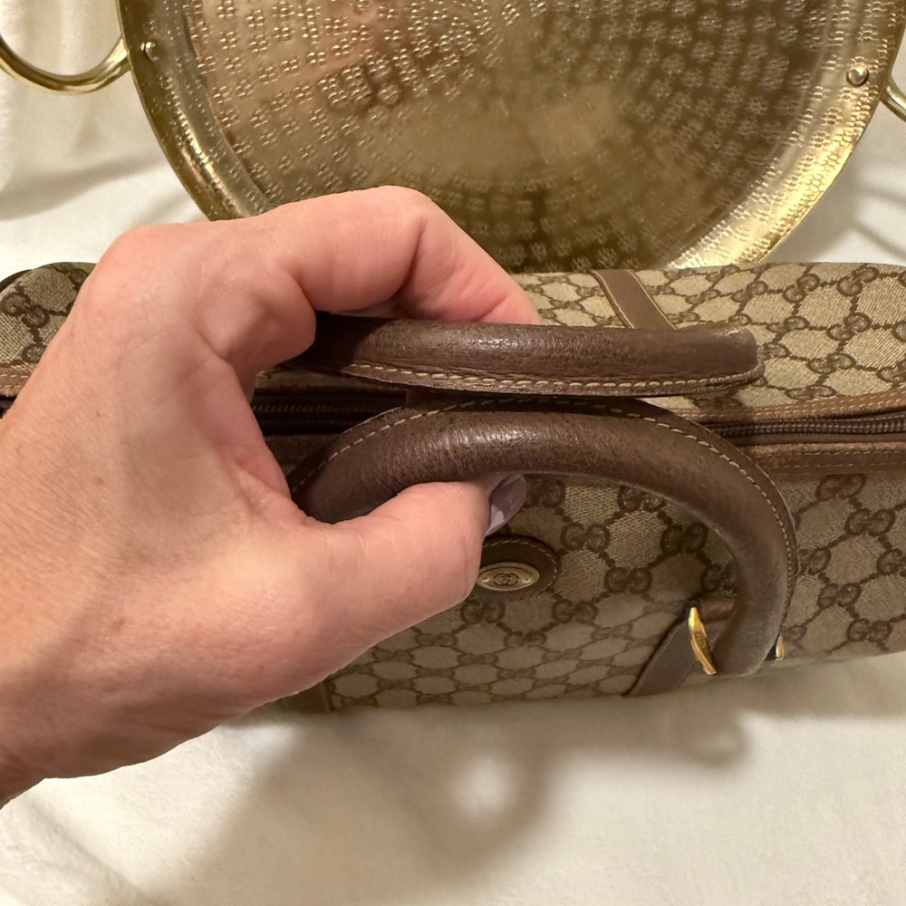 Gucci Brown Satchel with Iconic GG Monogram - Picture 4 of 15